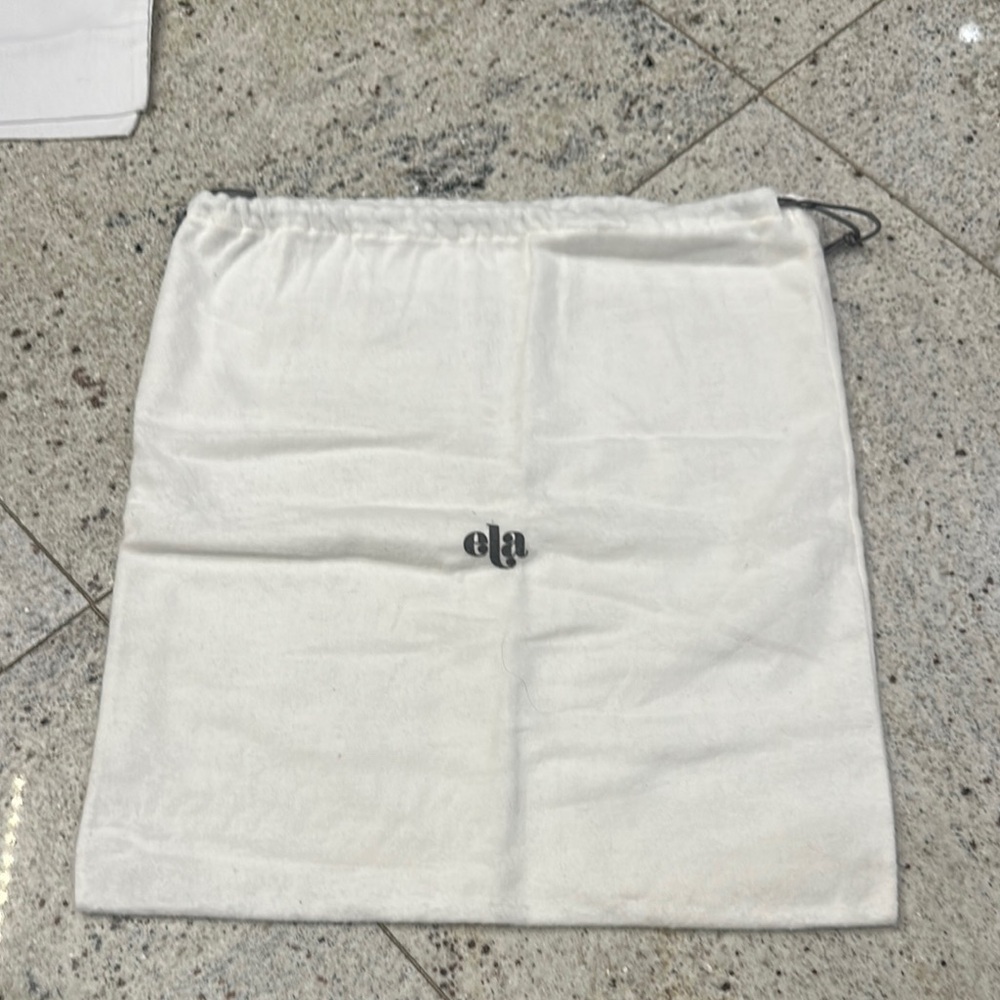 Ela dustbag